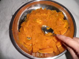 年菜之二十大丰收----小南瓜豆沙包的做法步骤：3