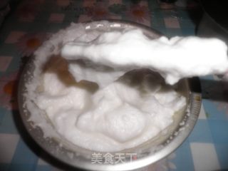 电饭锅制作蛋糕~情人节了做给你爱的人吧！的做法步骤：2