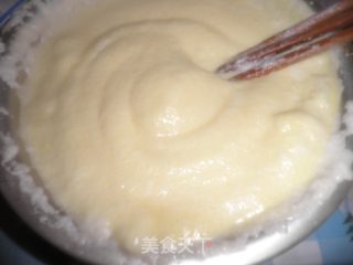 电饭锅制作蛋糕~情人节了做给你爱的人吧！的做法步骤：2