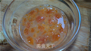 冬瓜咸蛋汤的做法步骤：2