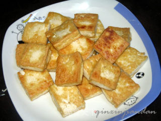 豆芽炒豆腐的做法步骤：3