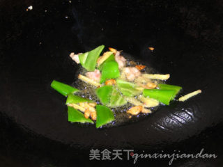 蚝油草菇的做法步骤：3
