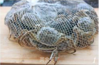 清蒸大闸蟹的做法步骤：2