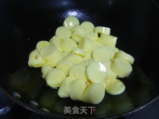 鲍汁烧玉子豆腐的做法步骤：3
