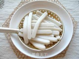 培根炒年糕的做法步骤：2
