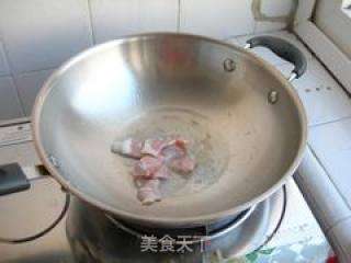 培根炒年糕的做法步骤：2