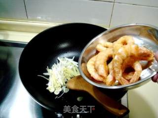 享受鲁菜经典美味“炸烹大虾”的做法步骤：5