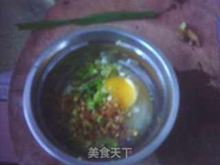 蛋炒饭的做法步骤：2