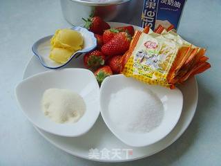 爱的延续：草莓慕斯蛋糕的做法步骤：2