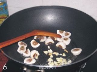茄汁鱼丸意粉的做法步骤：3