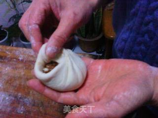 香酥松软肉烧饼的做法步骤：2