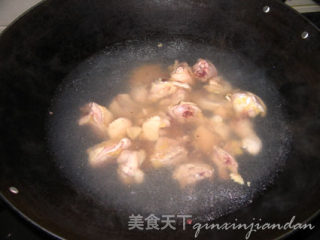 无鸡不成宴----炒鸡的做法步骤：3