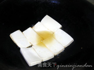 蚝油鲍菇扒豆腐的做法步骤：3