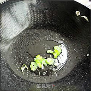 秋冬季的保健菜----栗子烩白菜的做法步骤：2