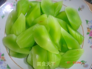 干锅莴笋鸡的做法步骤：4