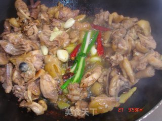 干锅莴笋鸡的做法步骤：4