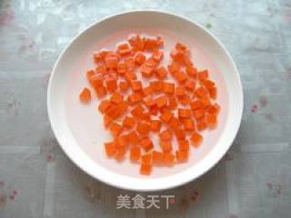 芹菜拌花生仁的做法步骤：2