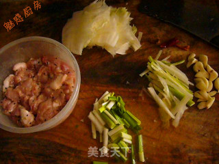 浓郁的家庭版水煮肉片的做法步骤：2