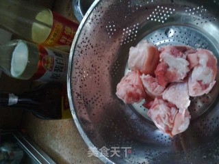 陈醋猪手的做法步骤：2