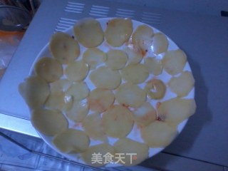 微波薯片的做法步骤：2