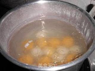 年菜之二十五南瓜豆沙芝麻------元宵花样汤圆的做法步骤：3