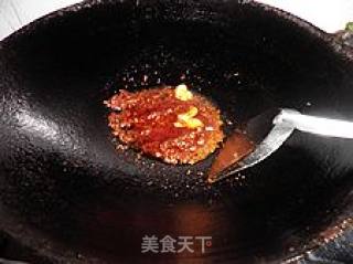 年菜之二十七红红火火-----酸菜鱼头汤的做法步骤：3