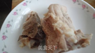 菜干猪骨汤的做法步骤：2