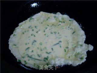 星月私房菜--葱油煎饼的做法步骤：2