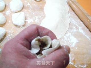 私家烘焙坊—美味“五香牛肉烧饼”的做法步骤：4