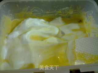 电饭煲烤蛋糕的做法步骤：2