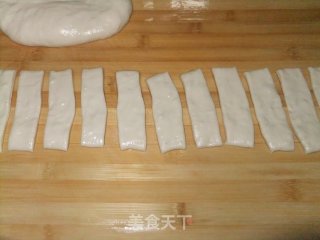 自制油条的做法步骤：2