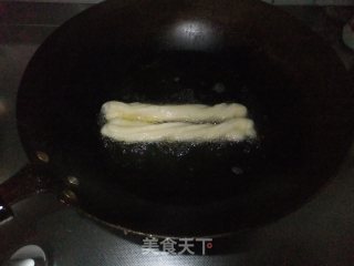 自制油条的做法步骤：2