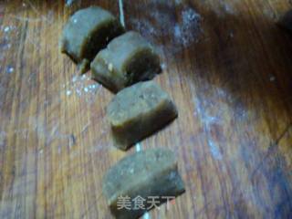 酥皮栗蓉月饼的做法步骤：3