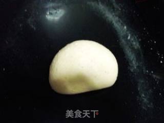 菠萝啤面包（山形手法）的做法步骤：3