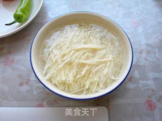 番茄土豆丝的做法步骤：2