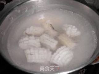 可诱人的------蹄筋烩三鲜的做法步骤：3
