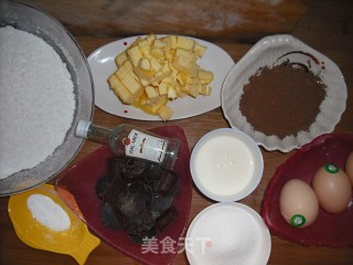 诱人布朗尼蛋糕的做法步骤：2