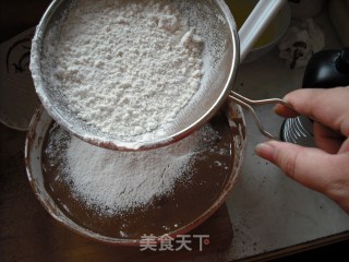 诱人布朗尼蛋糕的做法步骤：2