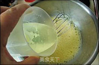 绵软香甜----蜜豆蛋糕卷的做法步骤：2
