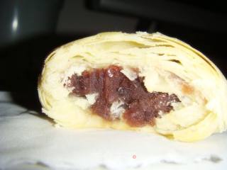 酥皮豆沙月饼的做法步骤：2