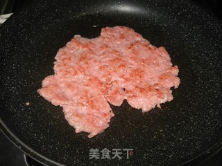 西芹炒木耳的做法步骤：2