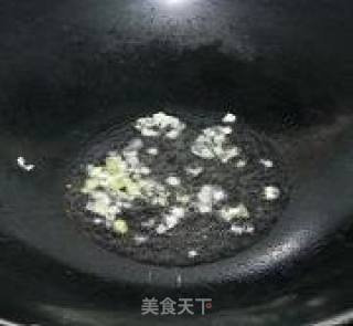 酸菜鸭血汤的做法步骤：2