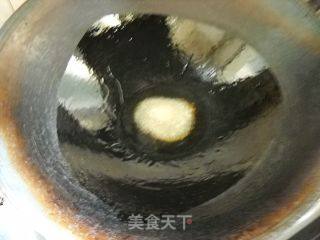 芋头红烧猪尾的做法步骤：4