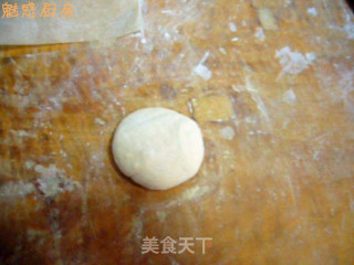 美味鲜奶口袋饼的做法步骤：2