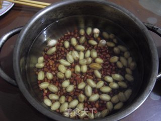 花生红豆粥的做法步骤：2