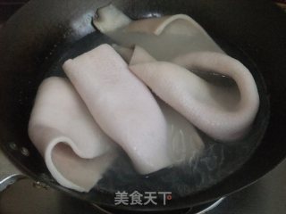 五香皮冻的做法步骤：2