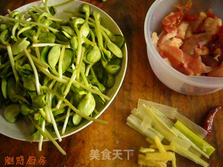 辣炒青豆芽的做法步骤：2