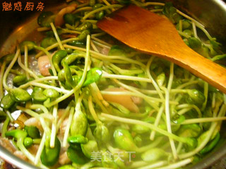 辣炒青豆芽的做法步骤：2