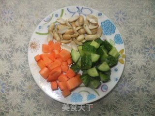 宫爆鸡丁的做法步骤：2