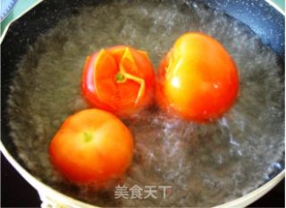 献给爱美的女人--【番茄炒菜花】的做法步骤：2